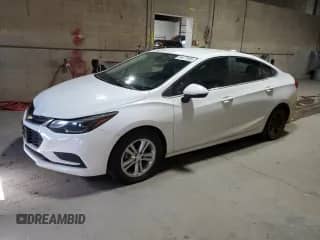 2017 Chevrolet Cruze LT z VIN 1G1BE5SM5H7225002, wystawiony jako Copart lot #86477605 z przebiegiem 149 067 mil mil oraz Czysty tytuł • Clean title. Historia ofert i sprzedaży dostępna na DreamBid. Obrazek 1.