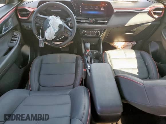 2025 Chevrolet TrailBlazer RS с VIN KL79MTSL4SB133692, выставлен на аукционе Copart как лот 81855095 с пробегом 7 273 миль миль и Списание • Salvage title. История ставок и продаж доступна на DreamBid. Изображение 8.