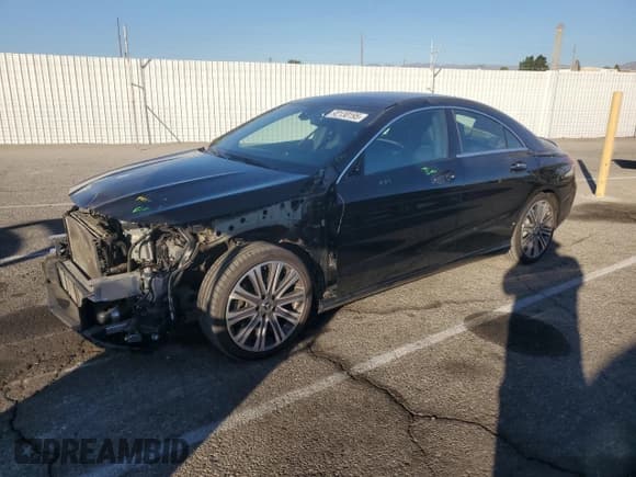✅ 2019 Mercedes-Benz CLA 250 • VIN: WDDSJ4EB7KN737232 • Lot: 92130195. Wystawiony na Copart z przebiegiem 47 887 mil. Bezpłatny archiwum sprzedaży aukcyjnych z USA i szczegółowy raport historii pojazdu na DreamBid. Zdjęcie 1.