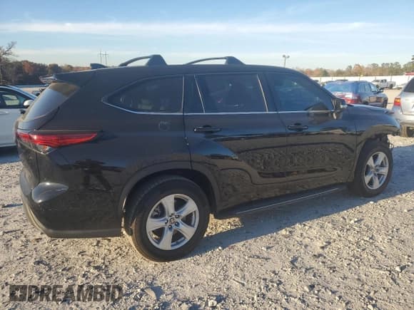 ✅ 2020 Toyota Highlander LE • VIN: 5TDZZRAH3LS022243 • Lot: 90332955. Wystawiony na Copart z przebiegiem 50 085 mil. Bezpłatny archiwum sprzedaży aukcyjnych z USA i szczegółowy raport historii pojazdu na DreamBid. Zdjęcie 3.