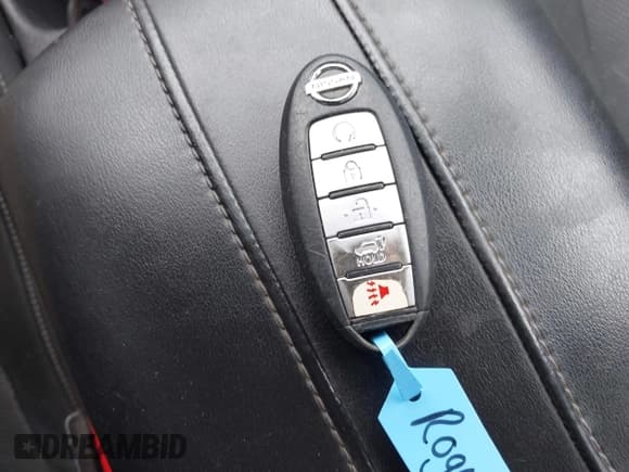 ✅ 2017 Nissan Rogue SL • VIN: 5N1AT2MV1HC801443 • Lot: 42194810. Listed on IAAI with 134,719 mi. Free auction sales archive from the USA and detailed vehicle history report at DreamBid. Image 11.