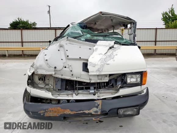 ✅ 2003 Ford Econoline Passenger XL • VIN: 1FMRE11283HB97483 • Lot: 59074805. Listed on Copart with Not provided. Free auction sales archive from the USA and detailed vehicle history report at DreamBid. Image 5.