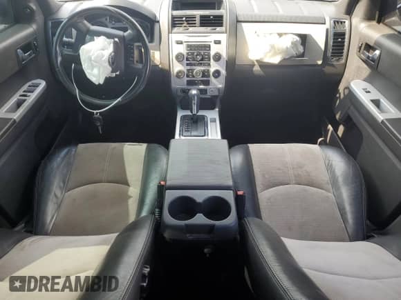 2008 Mercury Mariner Premier с VIN 4M2CU97118KJ42453, выставлен на аукционе Copart как лот 58054305 с пробегом 183 669 миль миль и Списание • Salvage title. История ставок и продаж доступна на DreamBid. Изображение 8.