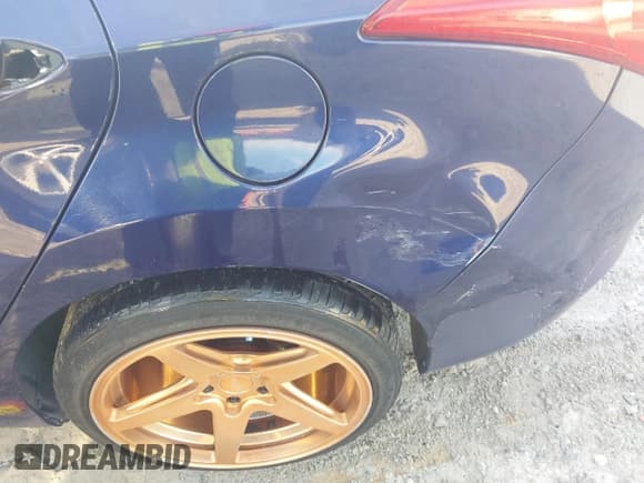 ✅ 2011 Hyundai Elantra GLS • VIN: 5NPDH4AE3BH005386 • Lot: 43887822. Listed on IAAI with 188,076 mi. Free auction sales archive from the USA and detailed vehicle history report at DreamBid. Image 6.