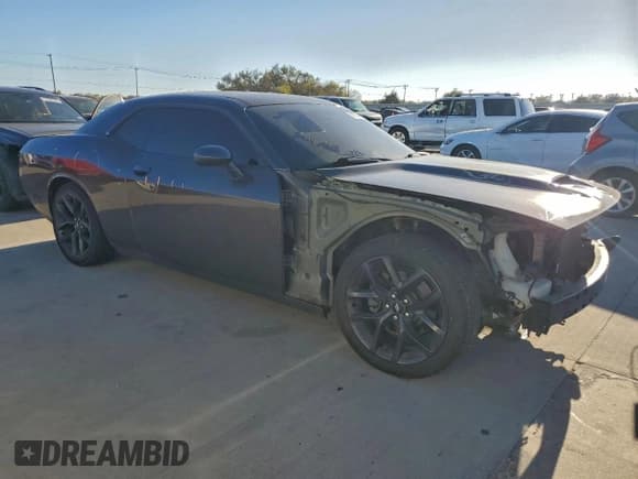 ✅ 2019 Dodge Challenger R/T • VIN: 2C3CDZBT7KH606184 • Лот: 91633465. Опубликован ранее на Copart с пробегом 96 365 миль. Бесплатный доступ к архиву аукционных продаж из США и подробный отчёт об истории автомобиля на DreamBid. Изображение 4.