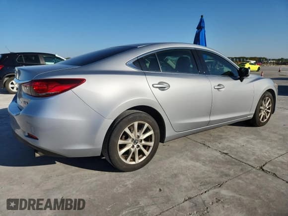 ✅ 2017 Mazda 6 Sport • VIN: JM1GL1U5XH1131542 • Лот: 82620245. Опубликован ранее на Copart с пробегом 200 810 миль. Бесплатный доступ к архиву аукционных продаж из США и подробный отчёт об истории автомобиля на DreamBid. Изображение 3.