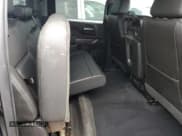 ✅ 2019 Chevrolet Silverado 1500 LTZ • VIN: 1GCPWEED5KZ134099 • Lot: 75094584. Wystawiony na Copart z przebiegiem 79 318 mil. Bezpłatny archiwum sprzedaży aukcyjnych z USA i szczegółowy raport historii pojazdu na DreamBid. Zdjęcie 10.