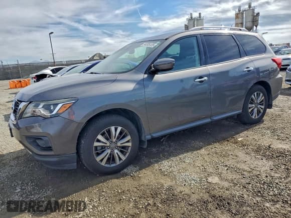 ✅ 2018 Nissan Pathfinder SV • VIN: 5N1DR2MNXJC664441 • Lot: 94305125. Wystawiony na Copart z przebiegiem 147 334 mil. Bezpłatny archiwum sprzedaży aukcyjnych z USA i szczegółowy raport historii pojazdu na DreamBid. Zdjęcie 1.