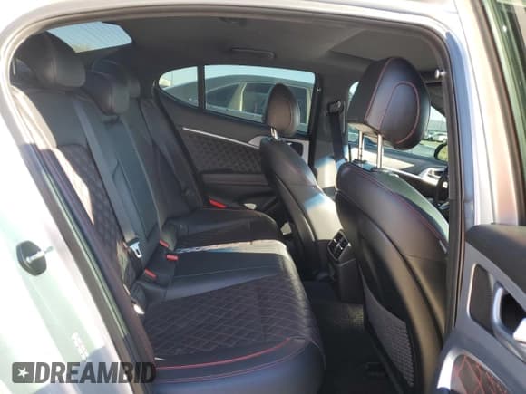✅ 2019 Genesis G70 Advanced • VIN: KMTG34LE7KU017105 • Lot: 48242145. Listed on Copart with 26,059 mi. Free auction sales archive from the USA and detailed vehicle history report at DreamBid. Image 10.