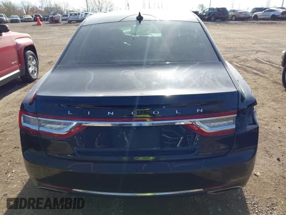 ✅ 2018 Lincoln Continental Select • VIN: 1LN6L9SK7J5601183 • Lot: 43664087. Listed on IAAI with 119,868 mi. Free auction sales archive from the USA and detailed vehicle history report at DreamBid. Image 18.
