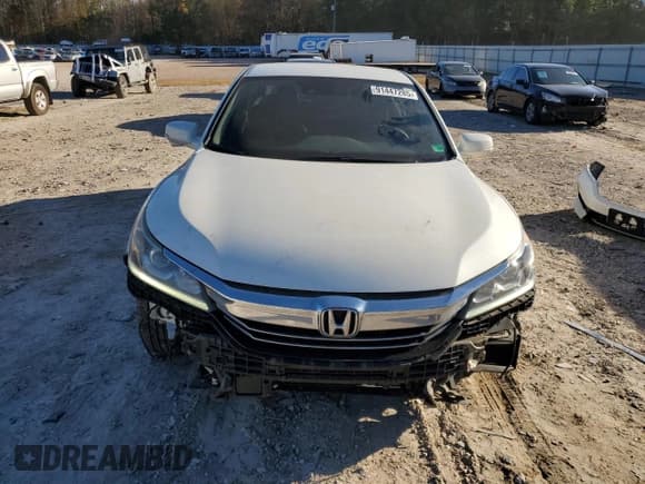 ✅ 2017 Honda Accord • VIN: JHMCR6F31HC010200 • Лот: 91447285. Опубликован ранее на Copart с пробегом 123 926 миль. Бесплатный доступ к архиву аукционных продаж из США и подробный отчёт об истории автомобиля на DreamBid. Изображение 5.