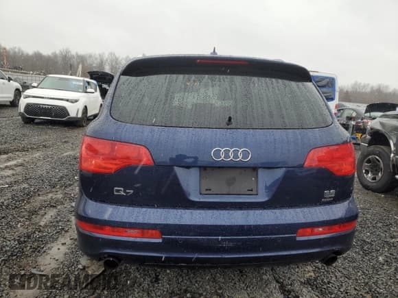 ✅ 2009 Audi Q7 Premium Plus • VIN: WA1EY74L49D001289 • Lot: 84530744. Listed on Copart with 123,937 mi. Free auction sales archive from the USA and detailed vehicle history report at DreamBid. Image 6.