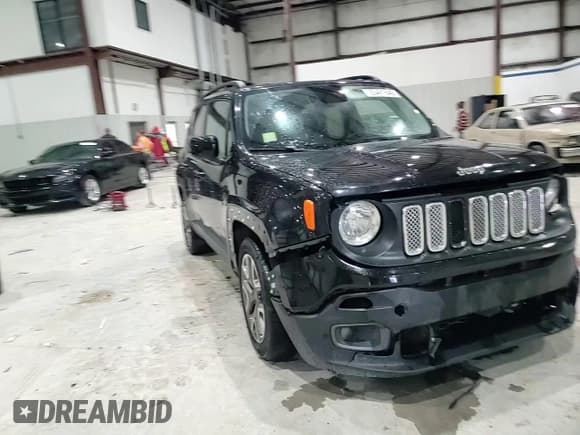 ✅ 2017 Jeep Renegade Latitude • VIN: ZACCJABB8HPF64886 • Лот: 93491645. Опубликован ранее на Copart с пробегом 114 687 миль. Бесплатный доступ к архиву аукционных продаж из США и подробный отчёт об истории автомобиля на DreamBid. Изображение 14.