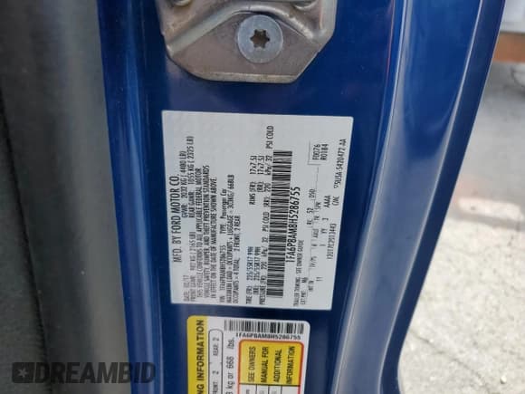 ✅ 2017 Ford Mustang V6 • VIN: 1FA6P8AM8H5286755 • Lot: 53948355. Listed on Copart with 89,888 mi. Free auction sales archive from the USA and detailed vehicle history report at DreamBid. Image 12.