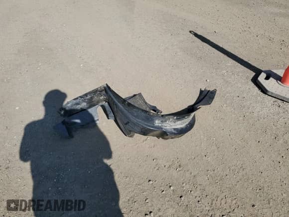 2006 Saturn ION with VIN 1G8AL58BX6Z166992, listed as a Copart auction lot 80906815 with 191,490 mi miles and Salvage title. Bid and sale history available at DreamBid. Image 12.