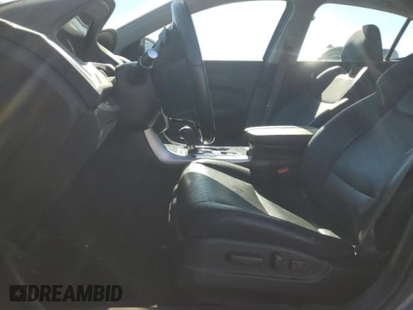 ✅ 2018 Acura TLX Technology • VIN: 19UUB1F59JA007773 • Лот: 87442945. Опубликован ранее на Copart с пробегом Не указан. Бесплатный доступ к архиву аукционных продаж из США и подробный отчёт об истории автомобиля на DreamBid. Изображение 7.