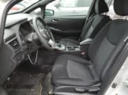 ✅ 2018 Nissan LEAF SL • VIN: 1N4AZ1CP8JC301405 • Lot: 49189403. Wystawiony na Copart z przebiegiem 76 122 mil. Bezpłatny archiwum sprzedaży aukcyjnych z USA i szczegółowy raport historii pojazdu na DreamBid. Zdjęcie 7.