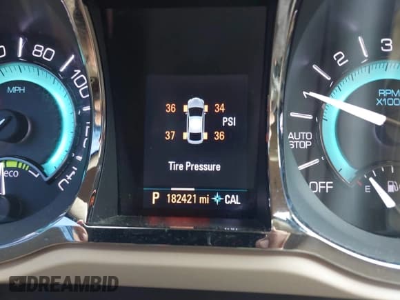 ✅ 2013 Buick LaCrosse Leather • VIN: 1G4GC5ER0DF200255 • Lot: 41609420. Listed on IAAI with 182,421 mi. Free auction sales archive from the USA and detailed vehicle history report at DreamBid. Image 15.