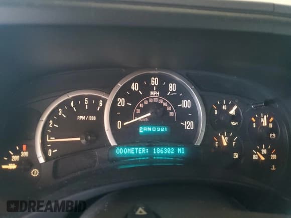 ✅ 2003 Cadillac Escalade • VIN: 1GYEK63N03R145754 • Lot: 82171295. Wystawiony na Copart z przebiegiem 186 302 mil. Bezpłatny archiwum sprzedaży aukcyjnych z USA i szczegółowy raport historii pojazdu na DreamBid. Zdjęcie 9.