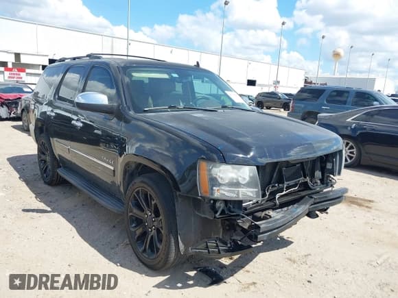 ✅ 2013 Chevrolet Tahoe LTZ • VIN: 1GNSCCE00DR288217 • Lot: 43379682. Listed on IAAI with 188,660 mi. Free auction sales archive from the USA and detailed vehicle history report at DreamBid. Image 1.
