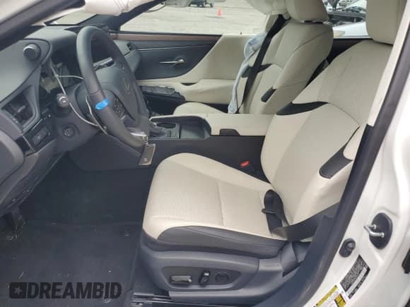 ✅ 2024 Lexus ES 250 • VIN: 58AD11D19RU012276 • Lot: 61096895. Wystawiony na Copart z przebiegiem 5 595 mil. Bezpłatny archiwum sprzedaży aukcyjnych z USA i szczegółowy raport historii pojazdu na DreamBid. Zdjęcie 7.