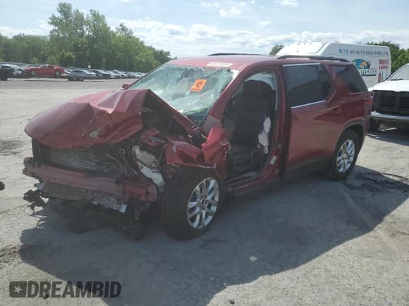 ✅ 2021 Chevrolet Traverse LT Cloth • VIN: 1GNEVGKW8MJ235271 • Lot: 61811594. Wystawiony na Copart z przebiegiem Nie podano. Bezpłatny archiwum sprzedaży aukcyjnych z USA i szczegółowy raport historii pojazdu na DreamBid. Zdjęcie 1.