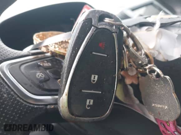 2019 Chevrolet Equinox LT with VIN 2GNAXKEV5K6187110, listed as a IAAI auction lot 43214077 with 91,341 mi miles and . Bid and sale history available at DreamBid. Image 11.