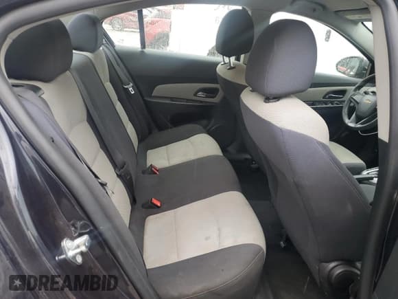 ✅ 2016 Chevrolet Cruze LS • VIN: 1G1PC5SH2G7117255 • Lot: 66146015. Listed on Copart with 116,790 mi. Free auction sales archive from the USA and detailed vehicle history report at DreamBid. Image 10.