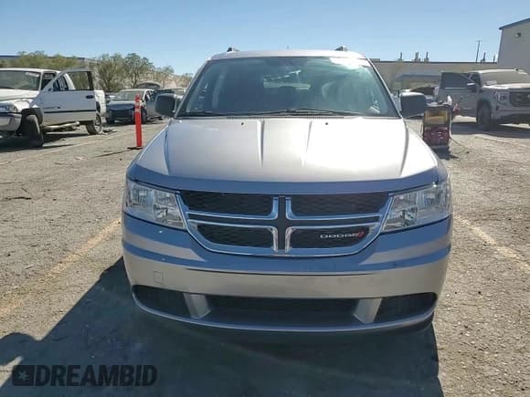 ✅ 2016 Dodge Journey SE • VIN: 3C4PDCAB8GT233612 • Lot: 90129295. Wystawiony na Copart z przebiegiem 93 774 mil. Bezpłatny archiwum sprzedaży aukcyjnych z USA i szczegółowy raport historii pojazdu na DreamBid. Zdjęcie 14.