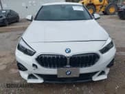 ✅ 2021 BMW 2 Series 228i • VIN: WBA53AK02M7J43610 • Lot: 43704080. Wystawiony na IAAI z przebiegiem 58 787 mil. Bezpłatny archiwum sprzedaży aukcyjnych z USA i szczegółowy raport historii pojazdu na DreamBid. Zdjęcie 12.