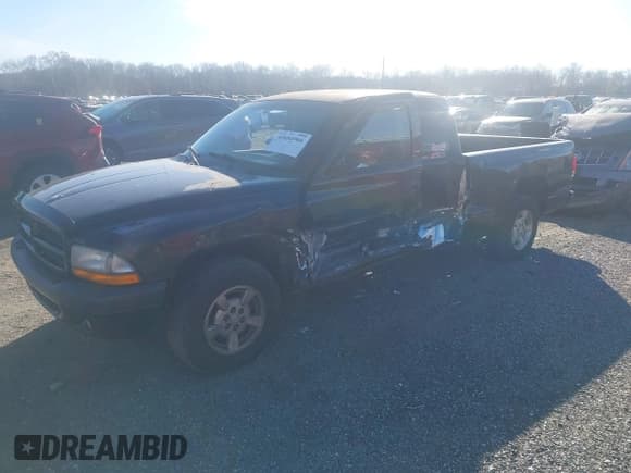 ✅ 2001 Dodge Dakota • VIN: 1B7GL22X51S176334 • Lot: 43684966. Listed on IAAI with 137,091 mi. Free auction sales archive from the USA and detailed vehicle history report at DreamBid. Image 2.