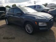 ✅ 2019 Hyundai Kona SEL • VIN: KM8K2CAA3KU371687 • Лот: 71585814. Опубликован ранее на Copart с пробегом 55 073 миль. Бесплатный доступ к архиву аукционных продаж из США и подробный отчёт об истории автомобиля на DreamBid. Изображение 4.
