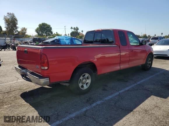 ✅ 2000 Ford F-150 XL • VIN: 1FTRX17W9YKB07034 • Lot: 89539865. Wystawiony na Copart z przebiegiem 192 597 mil. Bezpłatny archiwum sprzedaży aukcyjnych z USA i szczegółowy raport historii pojazdu na DreamBid. Zdjęcie 3.
