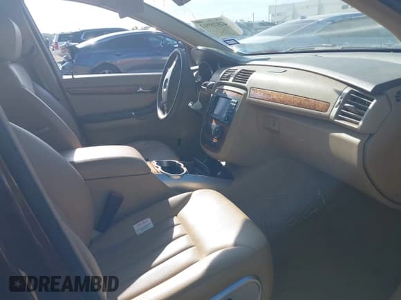 ✅ 2008 Mercedes-Benz R 3.5L • VIN: 4JGCB56E18A068011 • Lot: 42828912. Listed on IAAI with 124,267 mi. Free auction sales archive from the USA and detailed vehicle history report at DreamBid. Image 5.