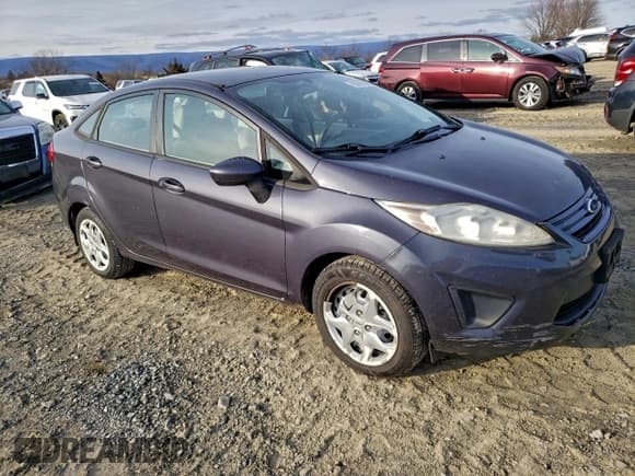 ✅ 2013 Ford Fiesta S • VIN: 3FADP4AJ9DM199117 • Lot: 93997505. Listed on Copart with 81,333 mi. Free auction sales archive from the USA and detailed vehicle history report at DreamBid. Image 4.