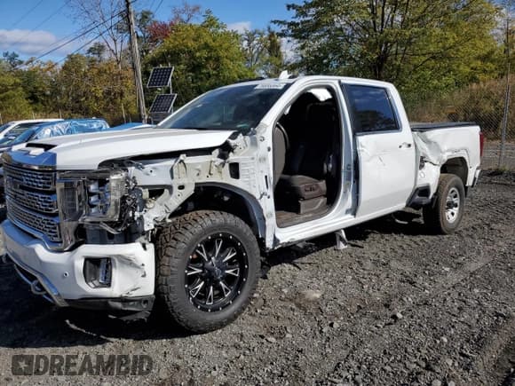 ✅ 2022 GMC Sierra 3500HD Denali • VIN: 1GT49WEYXNF282368 • Lot: 76686364. Wystawiony na Copart z przebiegiem 63 832 mil. Bezpłatny archiwum sprzedaży aukcyjnych z USA i szczegółowy raport historii pojazdu na DreamBid. Zdjęcie 1.