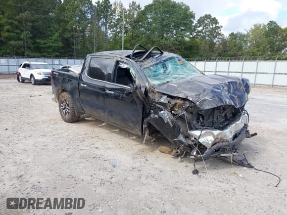 ✅ 2021 Chevrolet Silverado 1500 LTZ • VIN: 1GCUYGET8MZ143897 • Lot: 43296847. Wystawiony na IAAI z przebiegiem Nie podano. Bezpłatny archiwum sprzedaży aukcyjnych z USA i szczegółowy raport historii pojazdu na DreamBid. Zdjęcie 1.