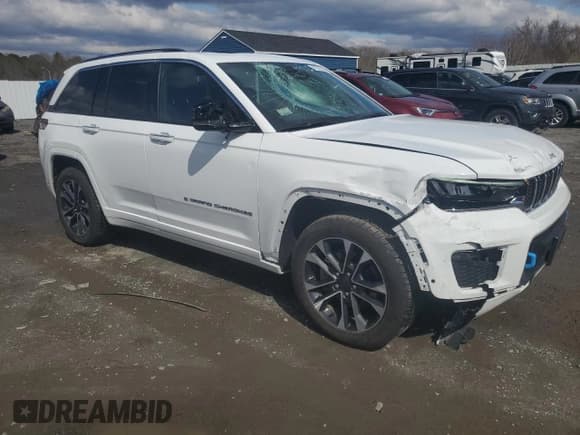 ✅ 2022 Jeep Grand Cherokee Overland • VIN: 1C4RJYD67N8716033 • Lot: 49212335. Listed on Copart with 68,977 mi. Free auction sales archive from the USA and detailed vehicle history report at DreamBid. Image 4.