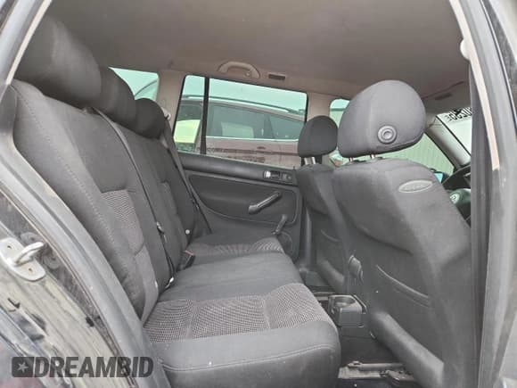 ✅ 2002 Volkswagen Jetta GL • VIN: WVWRK61J82W053511 • Lot: 92180235. Listed on Copart with 337,027 mi. Free auction sales archive from the USA and detailed vehicle history report at DreamBid. Image 10.