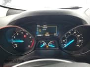 ✅ 2018 Ford Escape SE • VIN: 1FMCU9GDXJUA32474 • Лот: 82325705. Опубликован ранее на Copart с пробегом 149 996 миль. Бесплатный доступ к архиву аукционных продаж из США и подробный отчёт об истории автомобиля на DreamBid. Изображение 9.