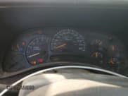 ✅ 2004 Chevrolet Silverado 1500 Work Truck • VIN: 1GCEC19T64E317581 • Лот: 51052485. Опубликован ранее на Copart с пробегом 196 309 миль. Бесплатный доступ к архиву аукционных продаж из США и подробный отчёт об истории автомобиля на DreamBid. Изображение 9.