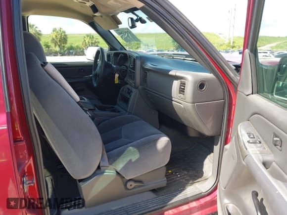 ✅ 2005 GMC Sierra 2500HD SLE • VIN: 1GTHK23205F843318 • Лот: 42865264. Опубликован ранее на IAAI с пробегом 195 149 миль. Бесплатный доступ к архиву аукционных продаж из США и подробный отчёт об истории автомобиля на DreamBid. Изображение 5.