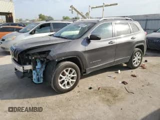 ✅ 2017 Jeep Cherokee Latitude • VIN: 1C4PJMCB8HW646850 • Lot: 84464355. Wystawiony na Copart z przebiegiem 122 509 mil. Bezpłatny archiwum sprzedaży aukcyjnych z USA i szczegółowy raport historii pojazdu na DreamBid. Zdjęcie 1.