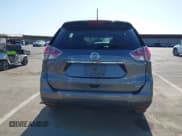 ✅ 2014 Nissan Rogue SV • VIN: 5N1AT2MV7EC817867 • Lot: 42338737. Wystawiony na IAAI z przebiegiem 159 952 mil. Bezpłatny archiwum sprzedaży aukcyjnych z USA i szczegółowy raport historii pojazdu na DreamBid. Zdjęcie 16.