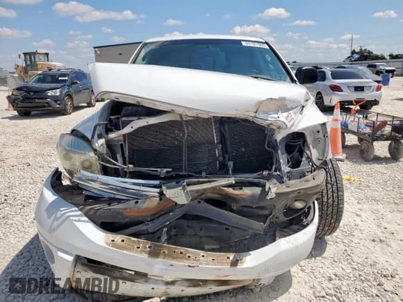 ✅ 2006 Dodge 1500 SLT • VIN: 1D7HA18266J117148 • Lot: 84613645. Wystawiony na Copart z przebiegiem 190 440 mil. Bezpłatny archiwum sprzedaży aukcyjnych z USA i szczegółowy raport historii pojazdu na DreamBid. Zdjęcie 5.