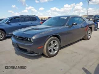 2018 Dodge Challenger SXT Plus z VIN 2C3CDZAGXJH242586, wystawiony jako Copart lot #85160745 z przebiegiem 115 850 mil mil oraz Czysty tytuł • Clean title. Historia ofert i sprzedaży dostępna na DreamBid. Obrazek 1.