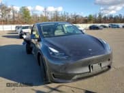 ✅ 2024 Tesla Model Y • VIN: 7SAYGDED9RF099811 • Lot: 90992675. Wystawiony na Copart z przebiegiem 21 419 mil. Bezpłatny archiwum sprzedaży aukcyjnych z USA i szczegółowy raport historii pojazdu na DreamBid. Zdjęcie 14.