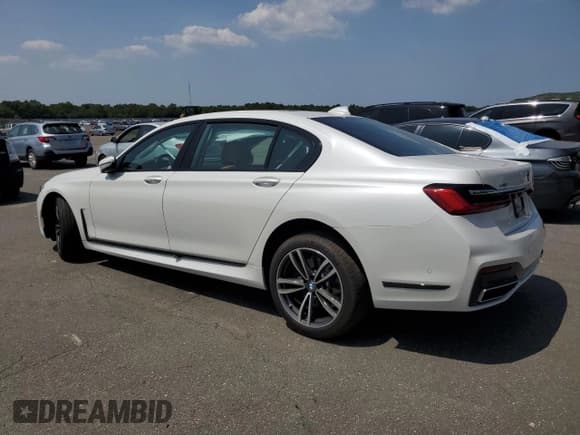 ✅ 2020 BMW 7 Series 740i xDrive • VIN: WBA7T4C00LCD35576 • Лот: 68271555. Опубликован ранее на Copart с пробегом 34 886 миль. Бесплатный доступ к архиву аукционных продаж из США и подробный отчёт об истории автомобиля на DreamBid. Изображение 2.