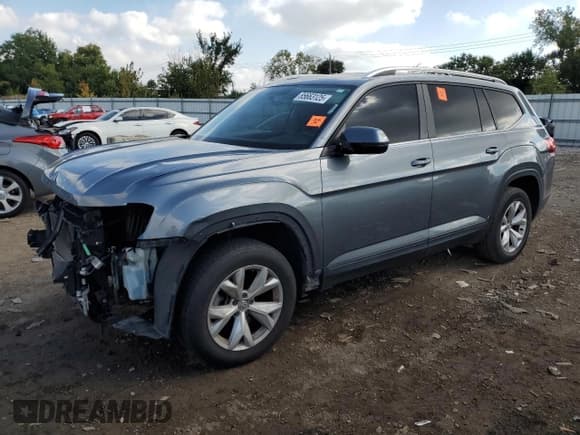 ✅ 2018 Volkswagen Atlas Launch Edition • VIN: 1V2BR2CA6JC511046 • Лот: 85663125. Опубликован ранее на Copart с пробегом 119 789 миль. Бесплатный доступ к архиву аукционных продаж из США и подробный отчёт об истории автомобиля на DreamBid. Изображение 1.