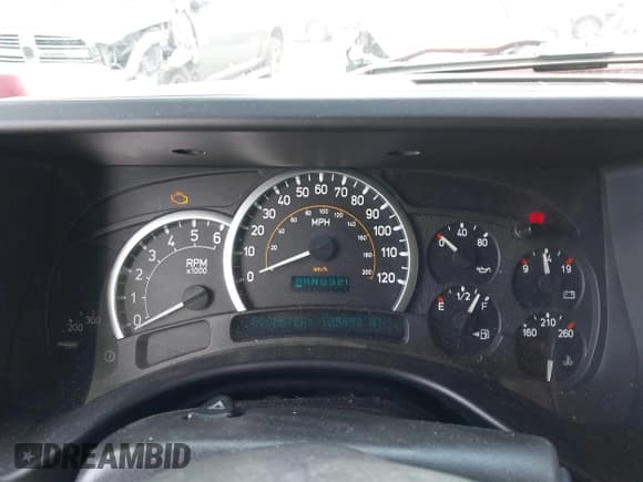 ✅ 2005 Hummer H2 SUV • VIN: 5GRGN23U35H116858 • Lot: 42884388. Wystawiony na IAAI z przebiegiem 125 653 mil. Bezpłatny archiwum sprzedaży aukcyjnych z USA i szczegółowy raport historii pojazdu na DreamBid. Zdjęcie 7.